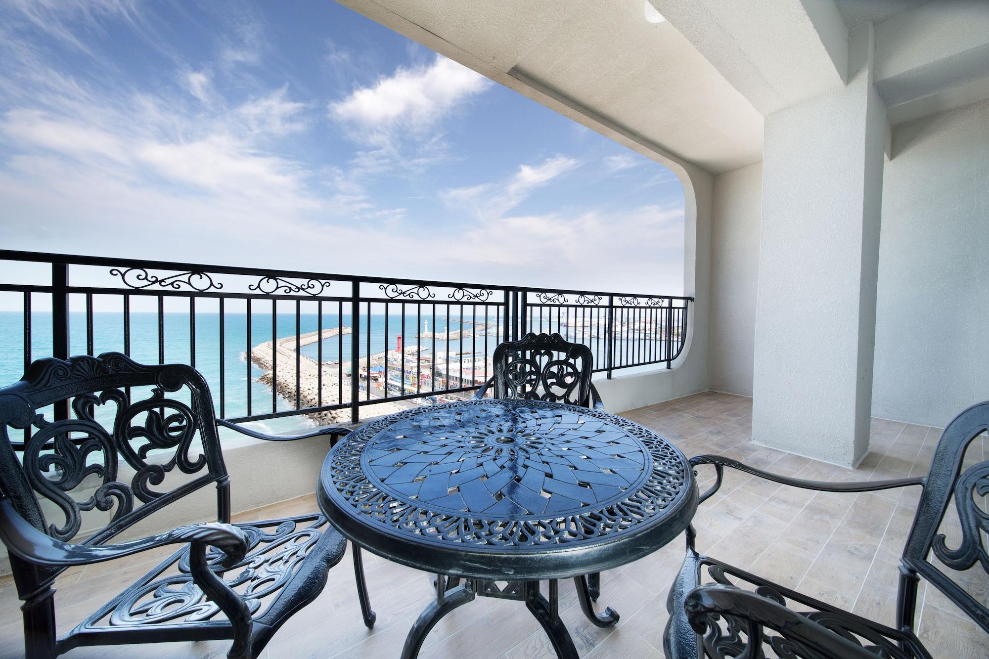Hotel Whistlelark Чеджудо Экстерьер фото